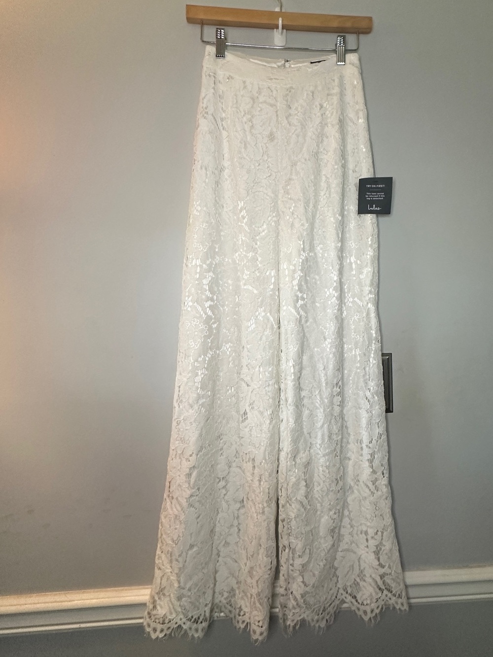 Lulu's Ivory Lace Wide-Leg Trousers